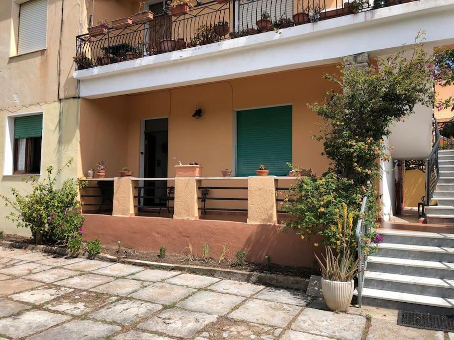 Casa Indipendente Zona Centrale La Maddalena  Exterior photo